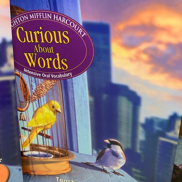 Houghton Mifflin Harcourt Curious about Words Read aloud Book & Teacher Manual - Picture 6 of 10